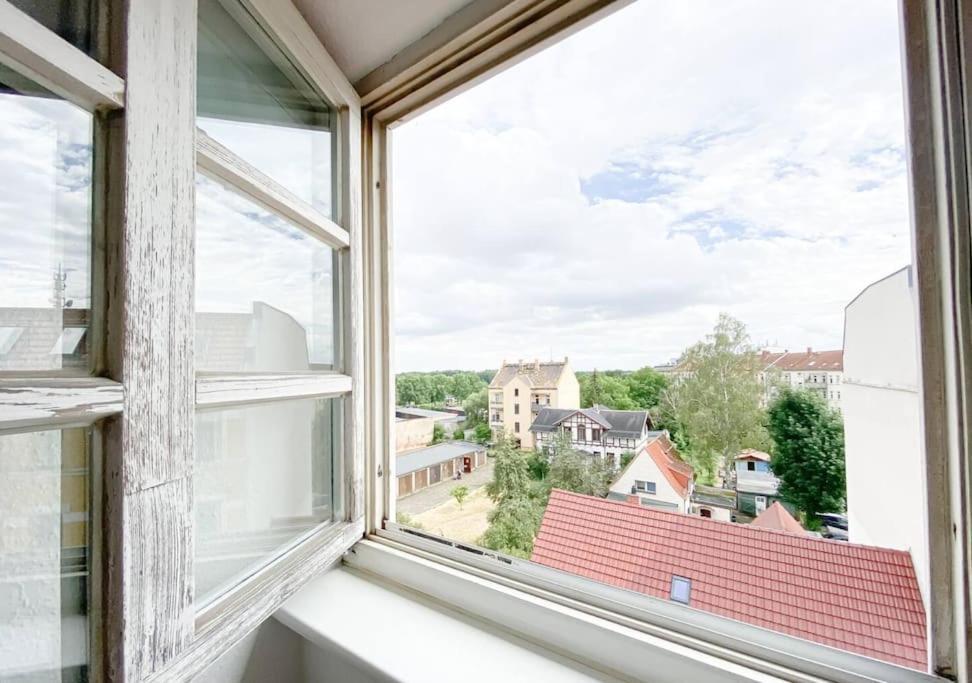 Schoene Ferienwohnung Mit Blick Ueber Stadtwald Leipzig Exteriör bild